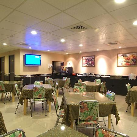 Tong Bing Express Hotel Thành phố Tân Trúc Ngoại thất bức ảnh